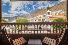 PARAISO BAMBOO - fibre net, heart of the Los Gigantes, 2 bedrooms, 2 bathrooms